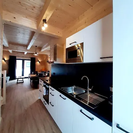 Alpenchalets Nassfeld シャレー Rattendorf