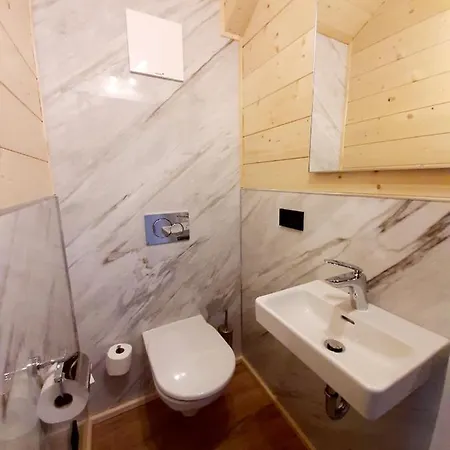 Alpenchalets Nassfeld Chalé *