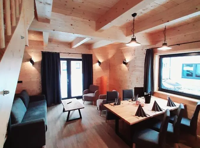 Alpenchalets Nassfeld בקתה Rattendorf